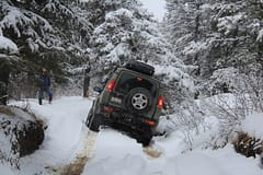 Off-roading and knowing when to go into 4WD low and lock your diff