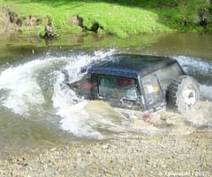 Land Rover Discovery Going For a Swim - check out our 4x4 water crossing tips (yes this Land Rover got back out!)
