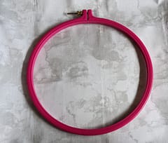 plastic-embroidery-hoop