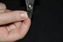 needle threader tutorial 5